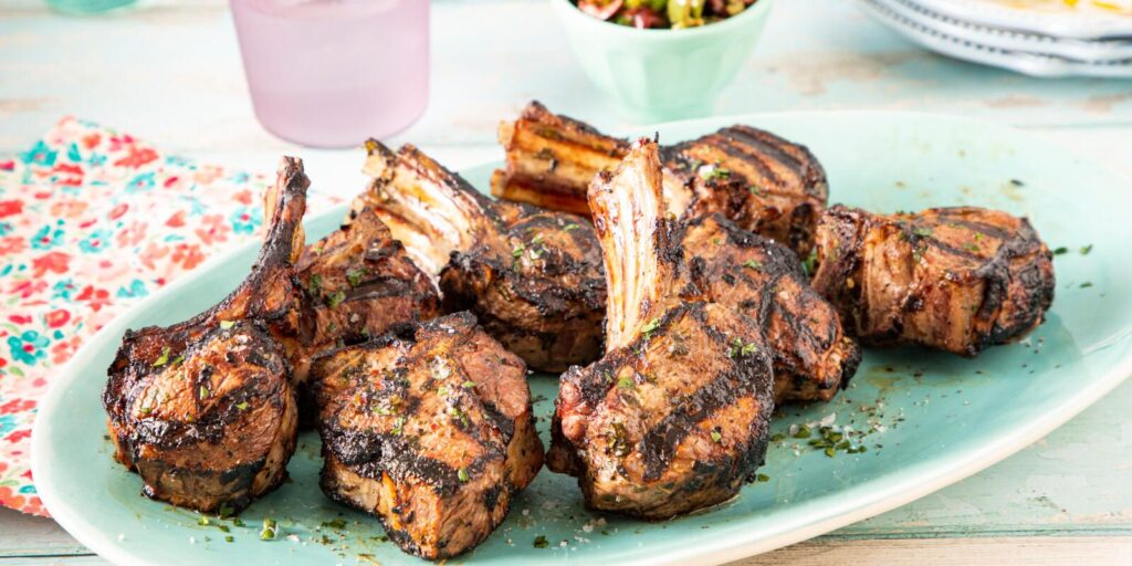 Agia Paraskevi eats Lamb Chops